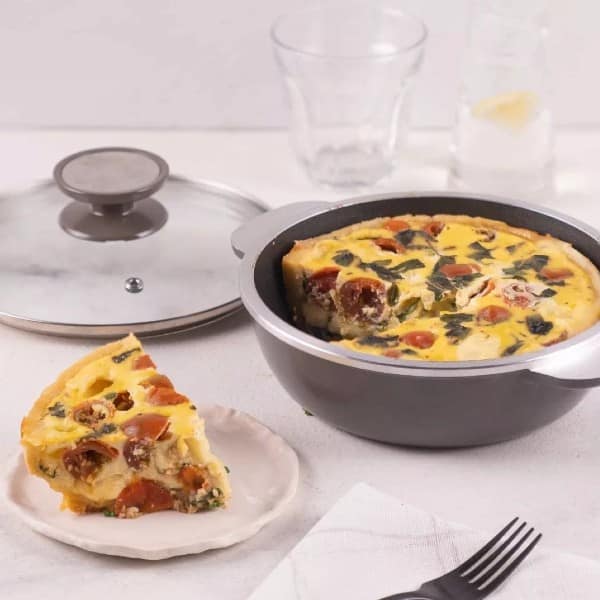 Sartén Baby Essen color terra compacta y rendidora para cocina diaria.